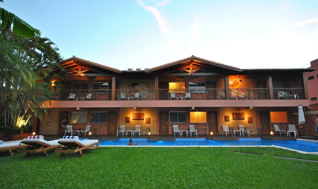 Villa Floreal Hotel Boutique Асунсион Екстериор снимка