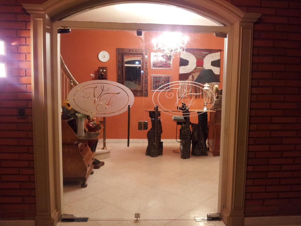 Villa Floreal Hotel Boutique Асунсион Екстериор снимка