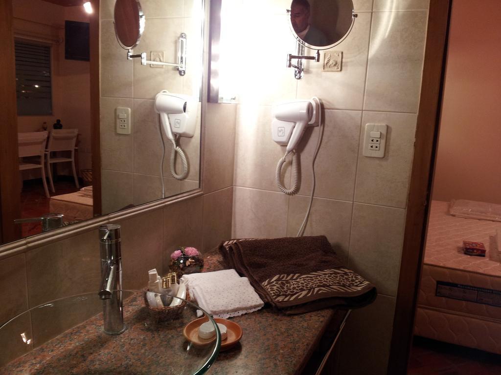 Villa Floreal Hotel Boutique Асунсион Стая снимка